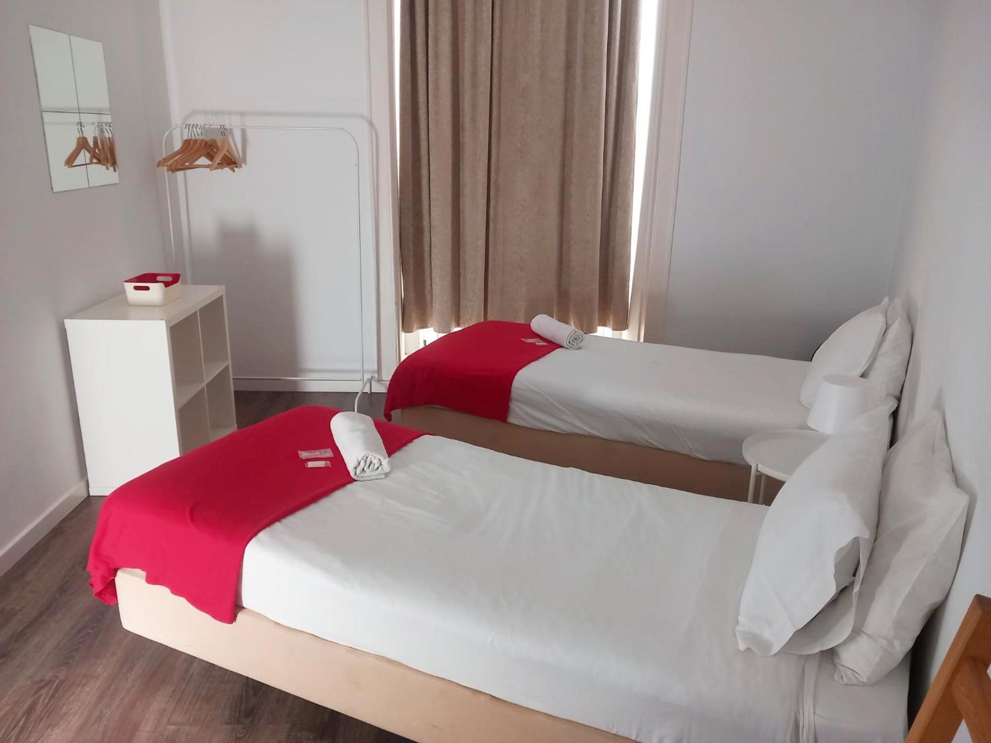 Cais Do Sodre (adults Only) * Lisboa