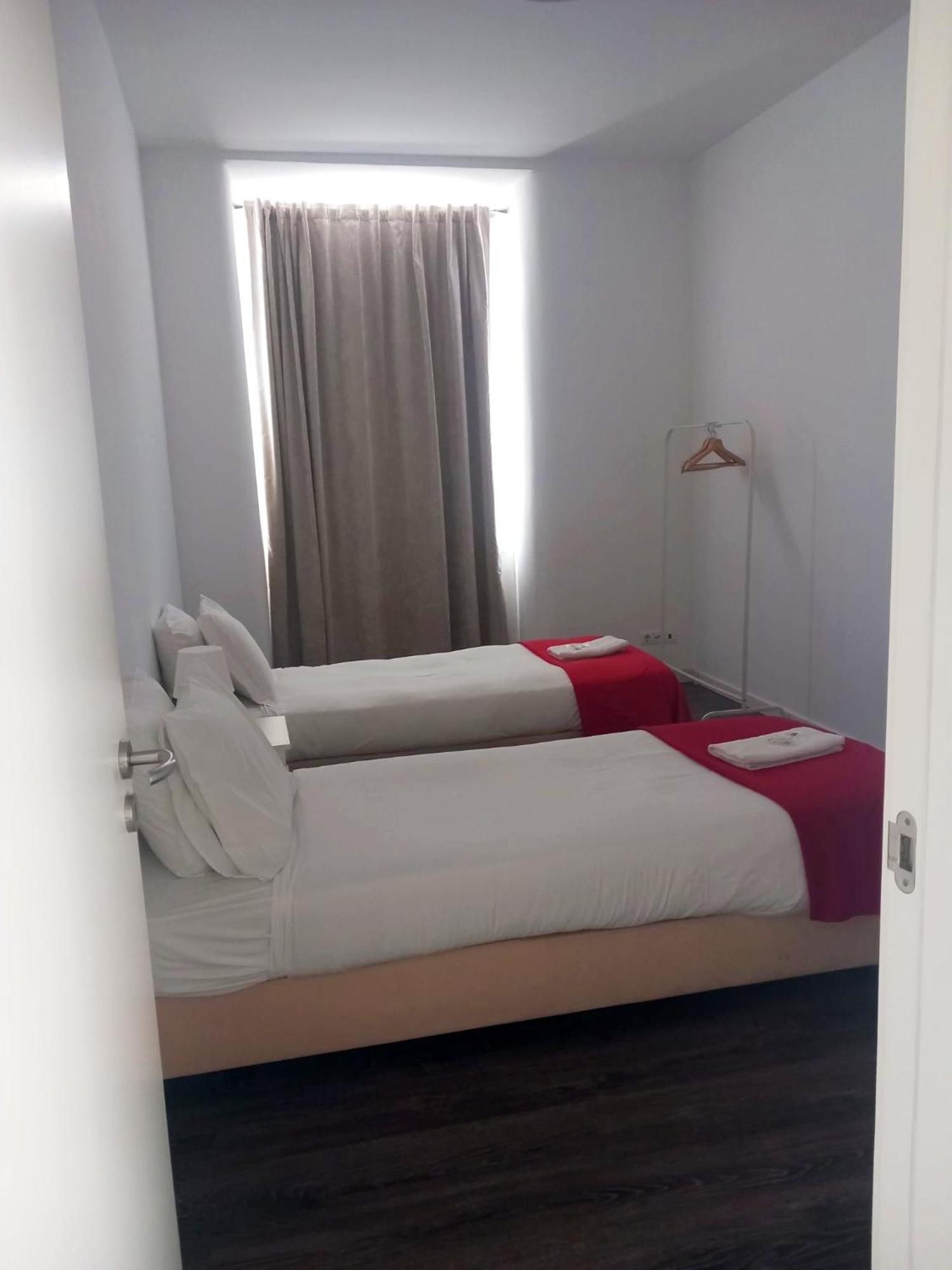 Cais Do Sodre (adults Only) * Lisboa